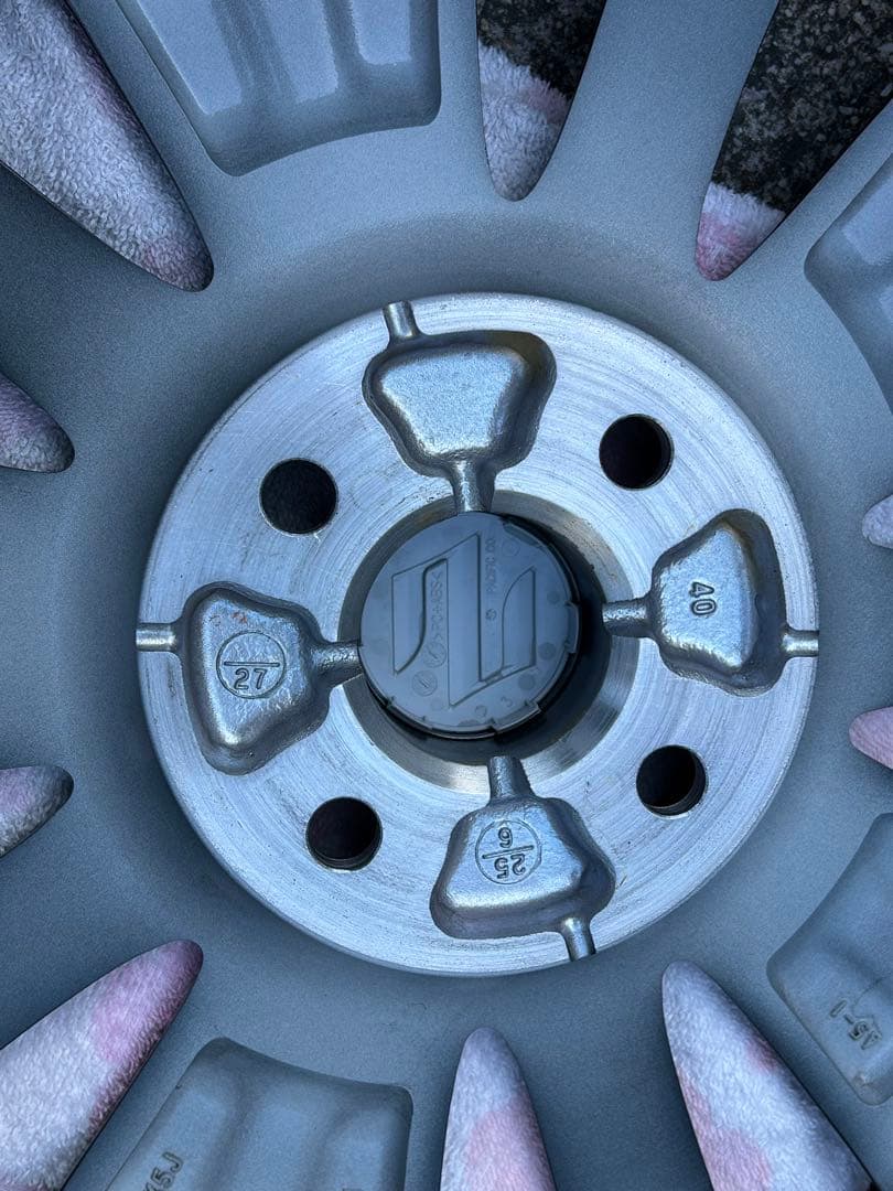 スズキ クロスビー純正アルミホイール 4本