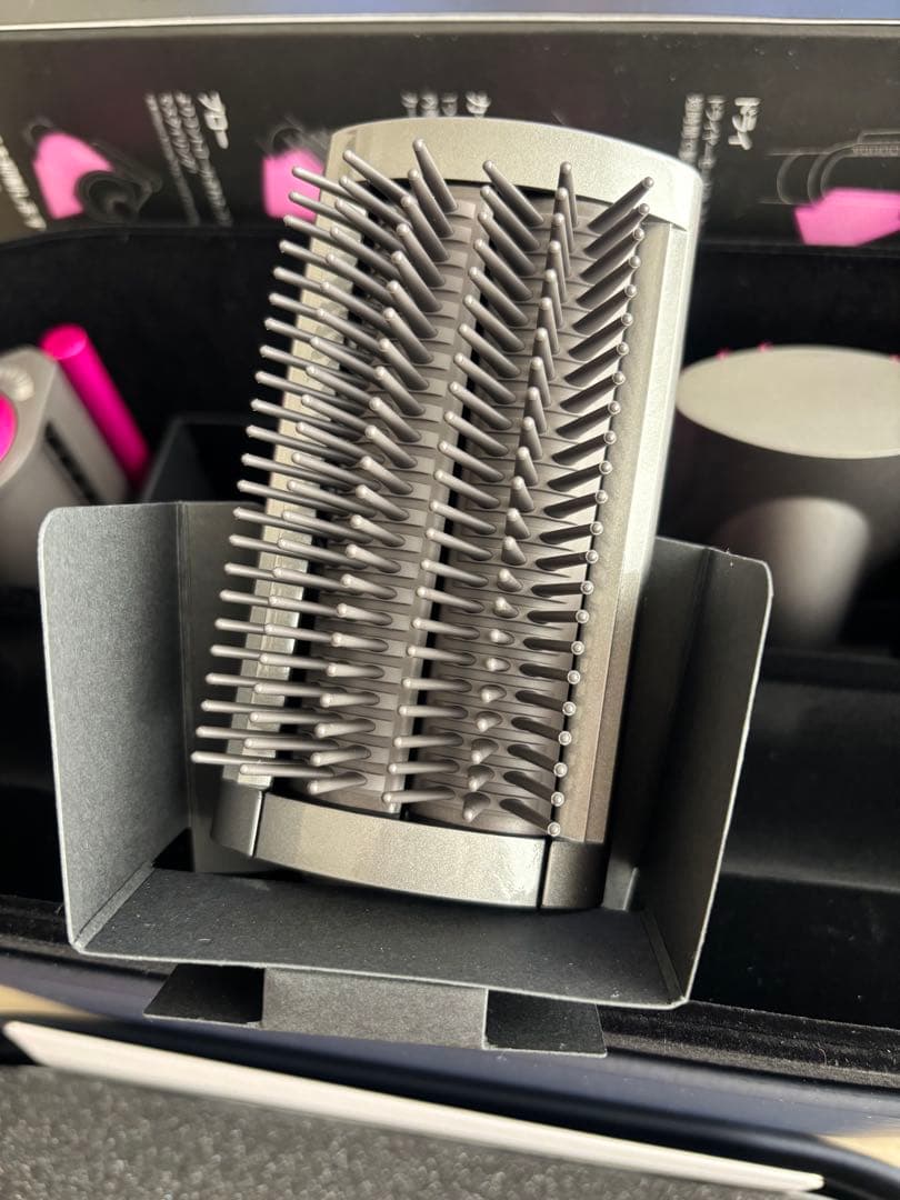 ダイソン　ヘアドライヤー　新品未使用　アタッチメントのみ　本体なし