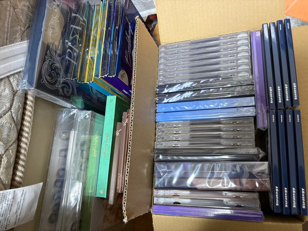 TWICE 過去のアルバム・CD まとめ売り 40個セット