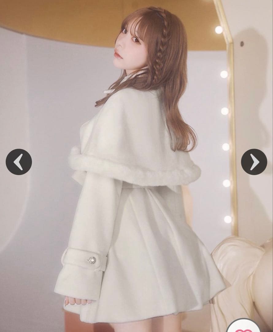 わ*か様 ミシェルマカロン ファー付きケープフレアコート xs