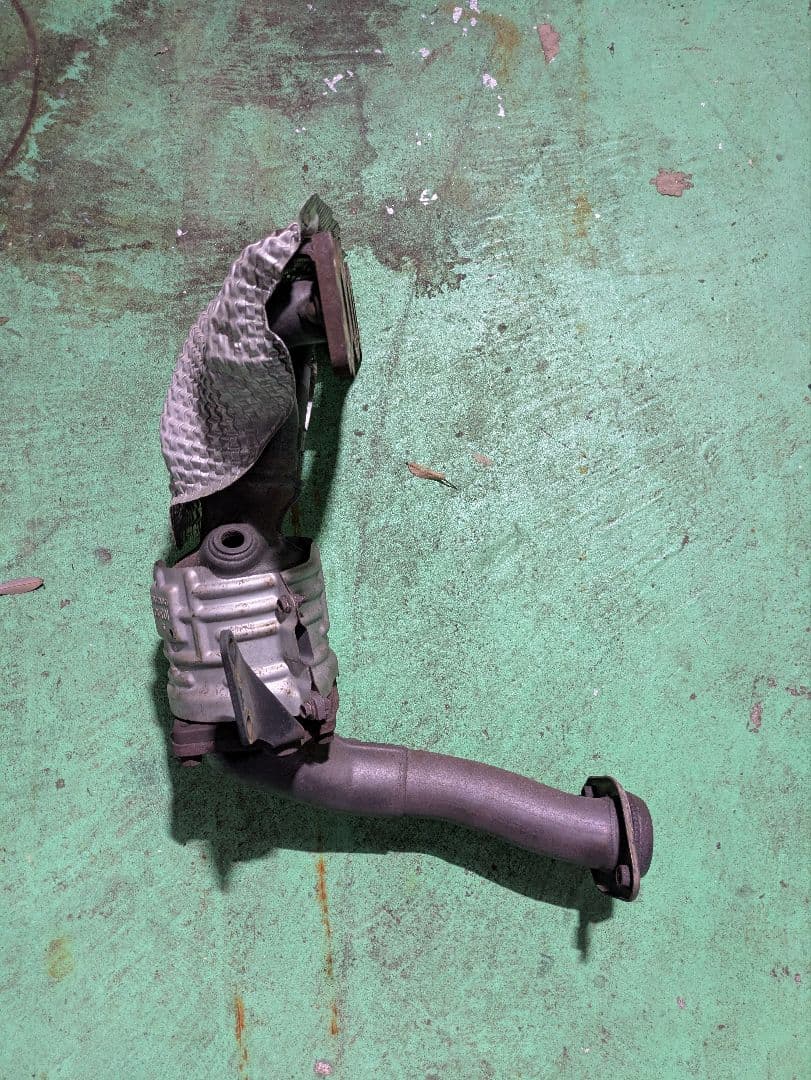 【値下げ】ZC32S 純正エキマニ 触媒