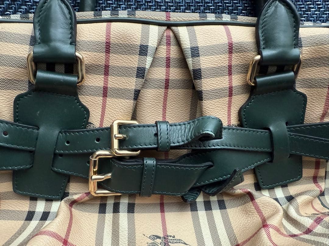 バーバリー　チェック柄　イタリア製　ボストンバッグ
