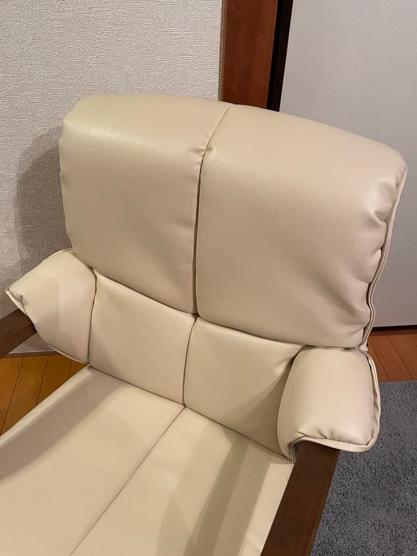 冨士ファニチア（FUJI FURNITURE） アーム付きダイニングチェア