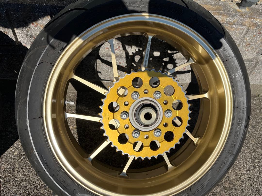 ゲイルスピード　TYPE R 17インチ　　ZRX400