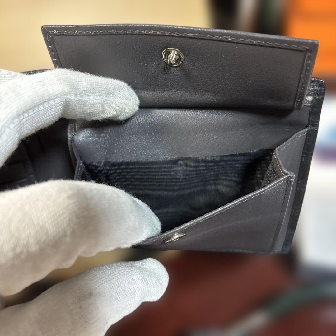 【値下げ交渉可】Salvatore Ferragamo 二つ折り財布