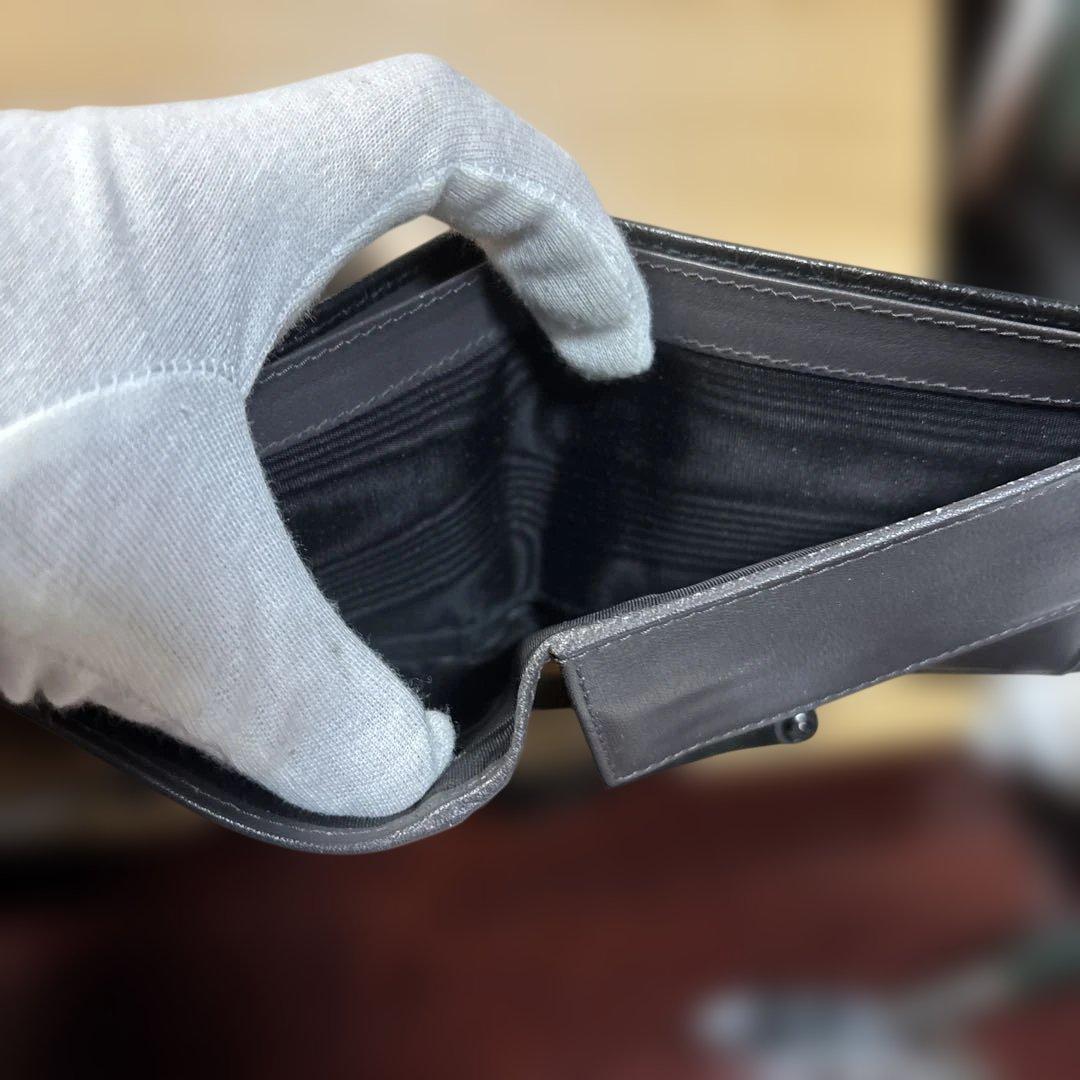 【値下げ交渉可】Salvatore Ferragamo 二つ折り財布