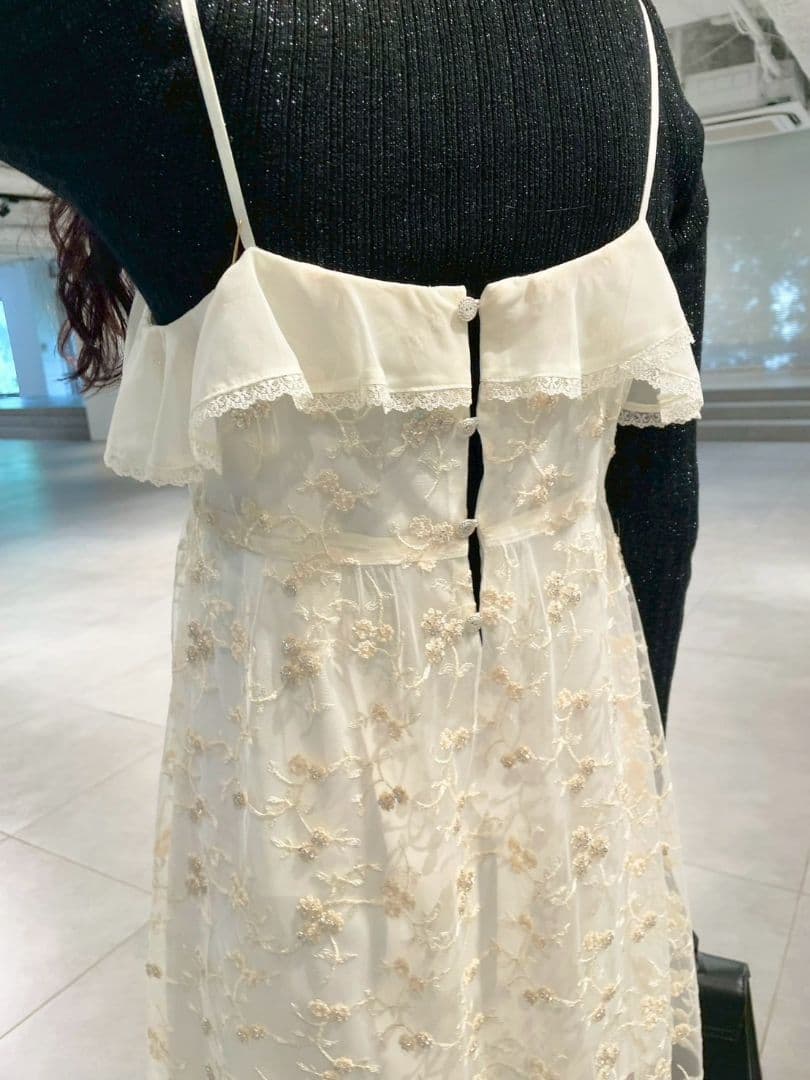 M*K様 新品タグ付き　リリーブラウン　フラワービジューレースミニワンピース