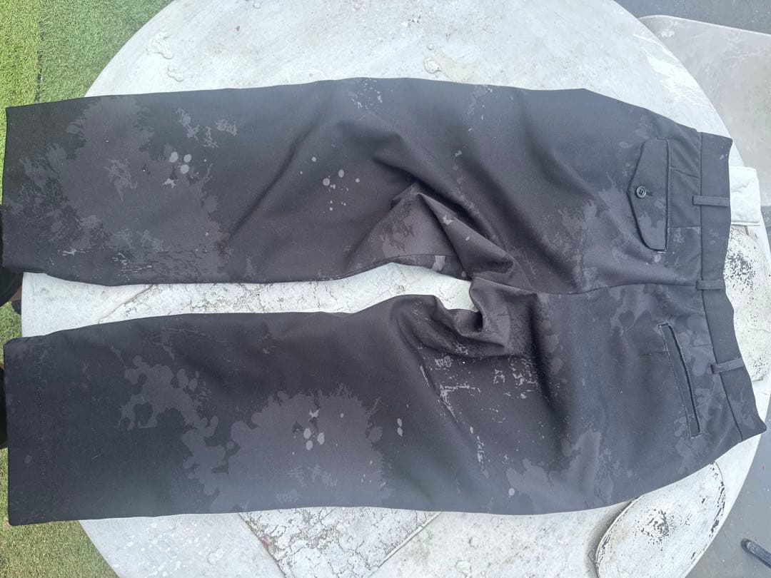 ブラックコムデギャルソン スプラッターパターン 黒 チノパン