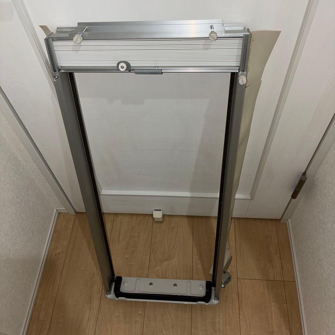 安い！！送料無料　コロナ 窓用エアコン CW-FA1820