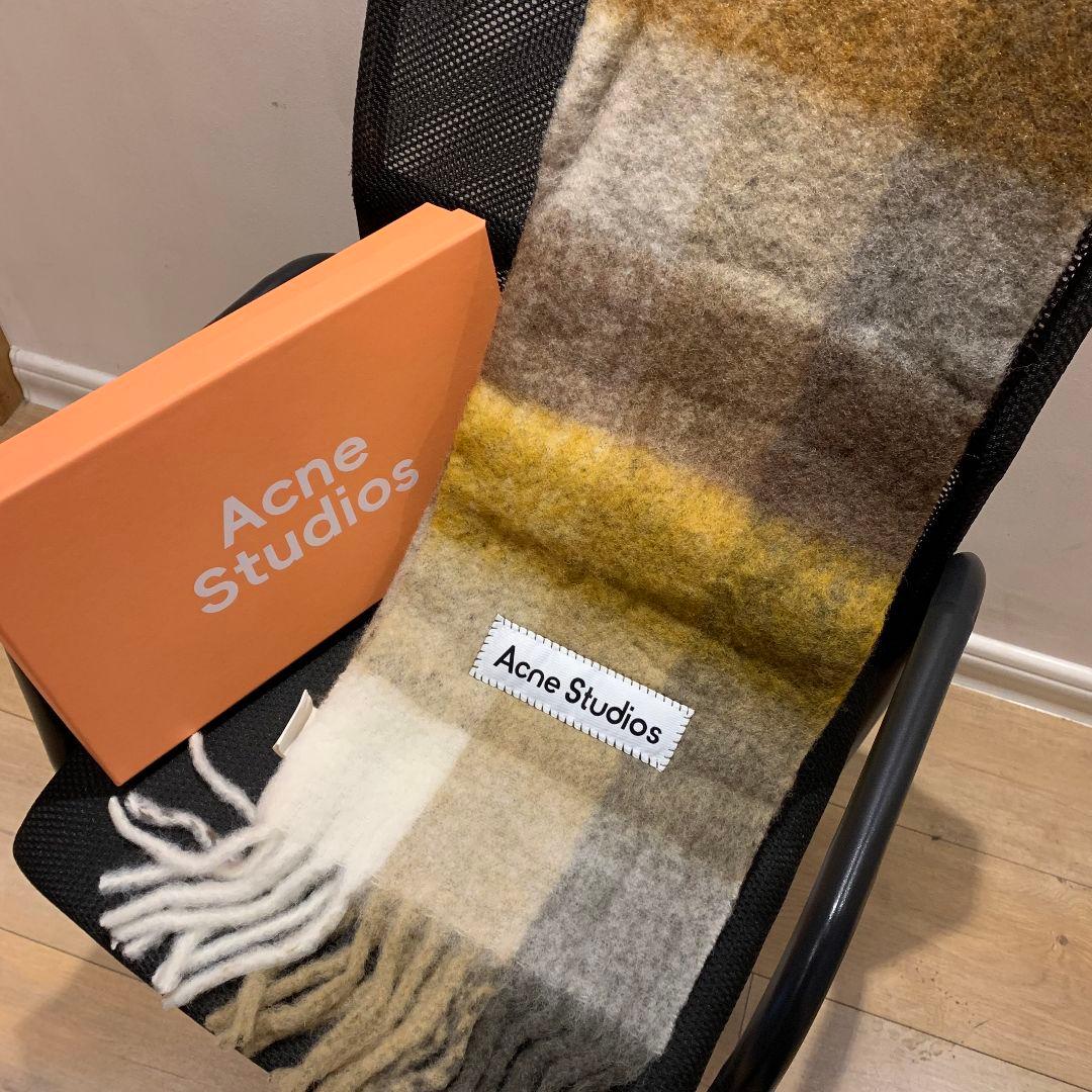 極美品◆Acne Studios ベージュ系マフラー 28 x 250cm