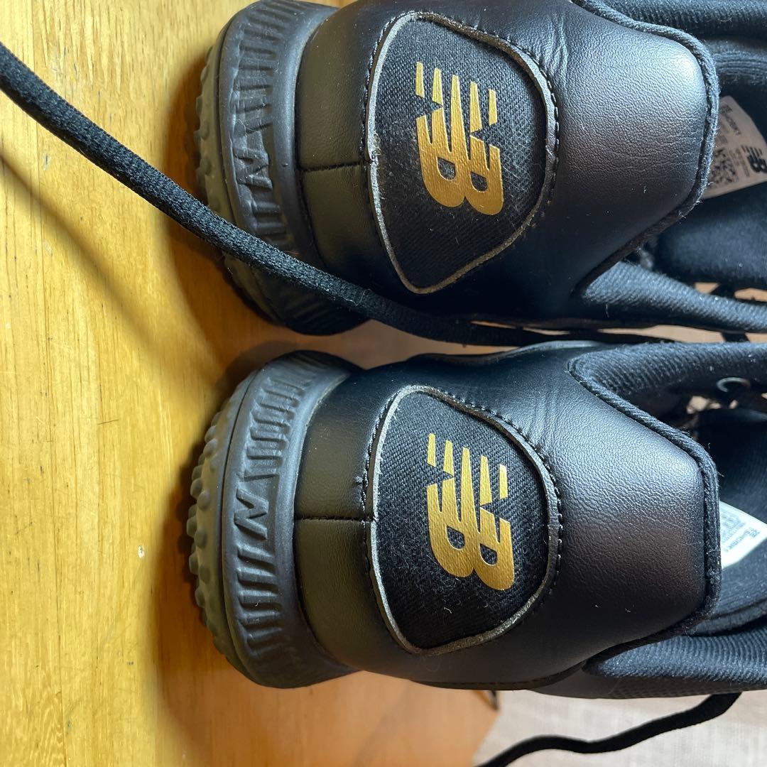 New Balance 901トレーニングシューズ ブラック/ゴールド大谷モデル