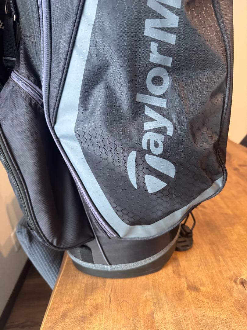 TaylorMade スタンドバッグ キャディバッグ　jjj45