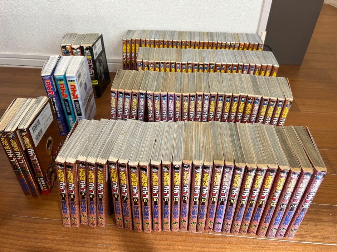 名探偵コナン 全巻 1〜106巻 TVシリーズ等おまけ付き