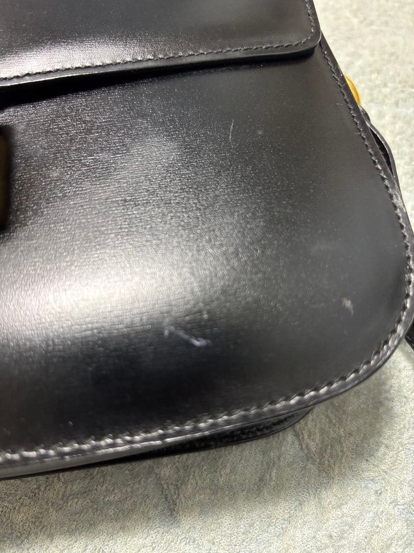 セリーヌ CELINE 馬車金具ショルダー バッグレザーブラックゴールド金具