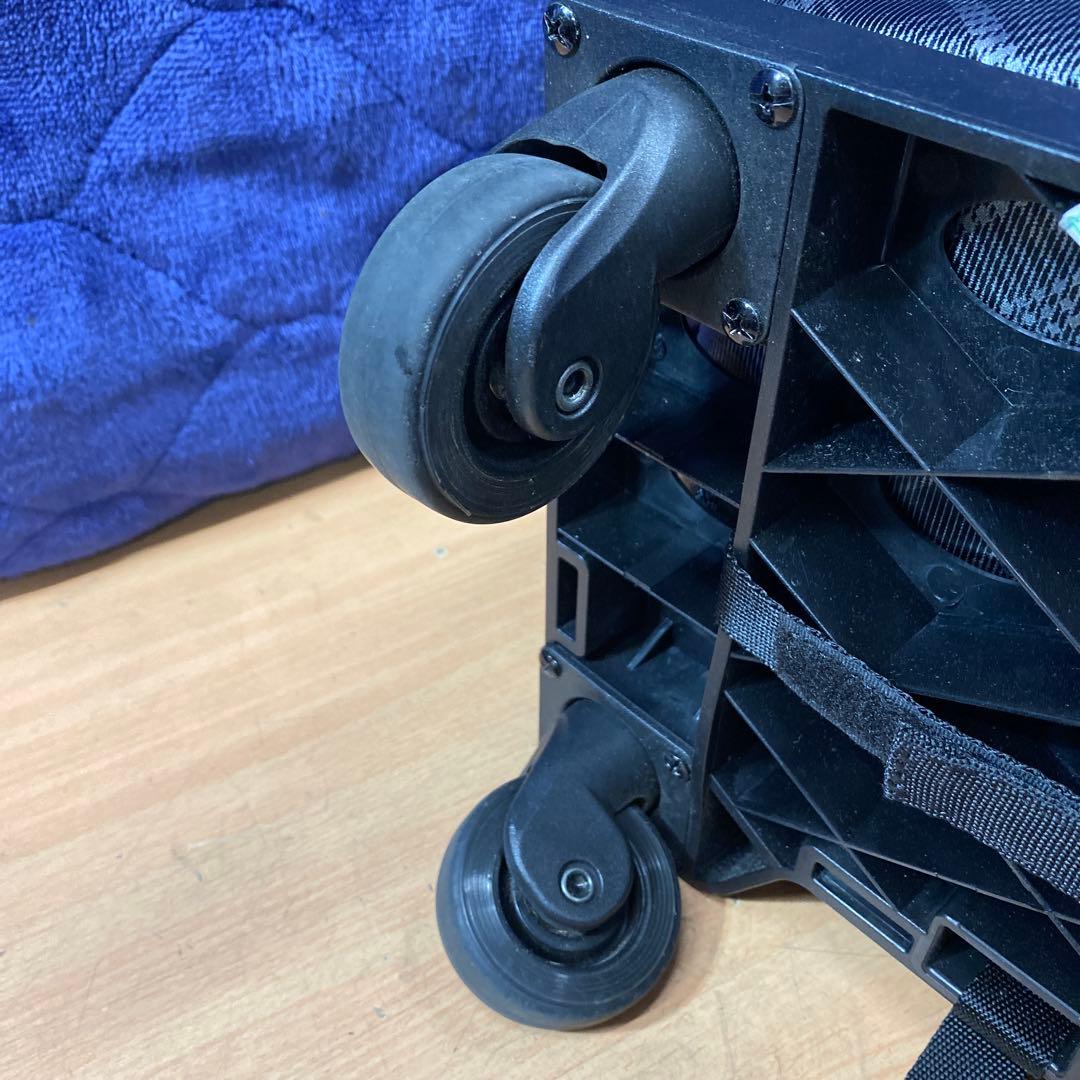 道産子　　　　　　　　　　スワニー　四輪キャリーバッグ