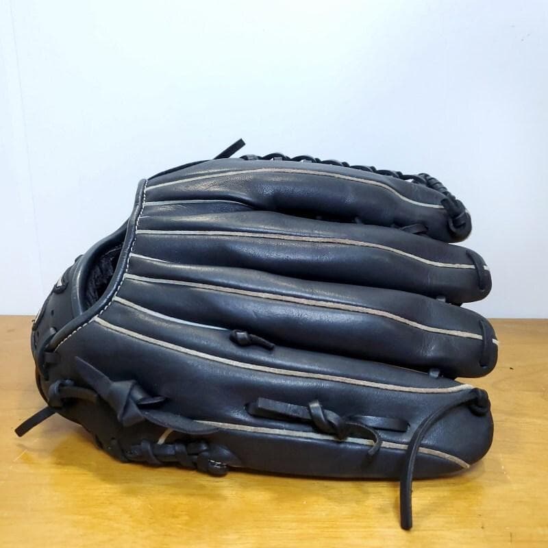 ミズノ イチローモデル プラチナラベル 左投げ用 児童用 外野用 軟式グローブ