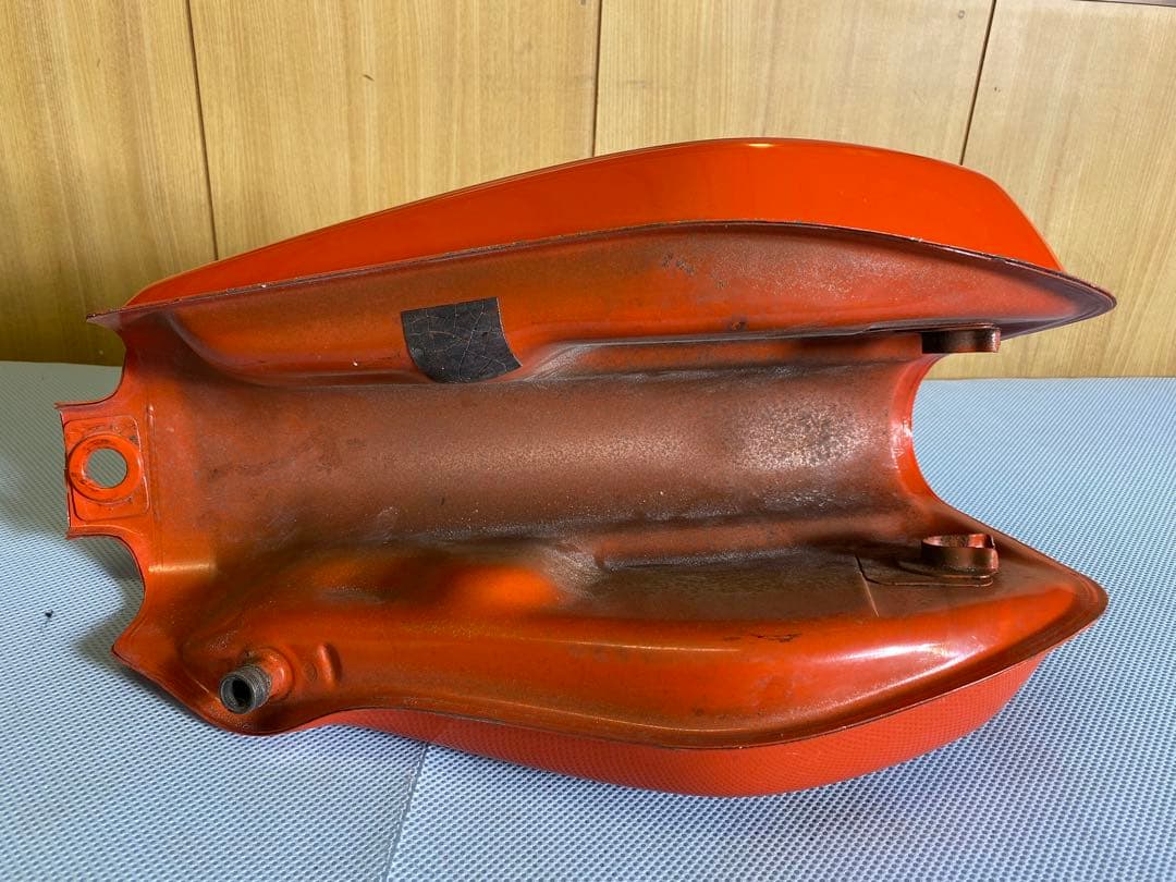 HONDA バイク　FTR223 タンク　純正　オレンジ