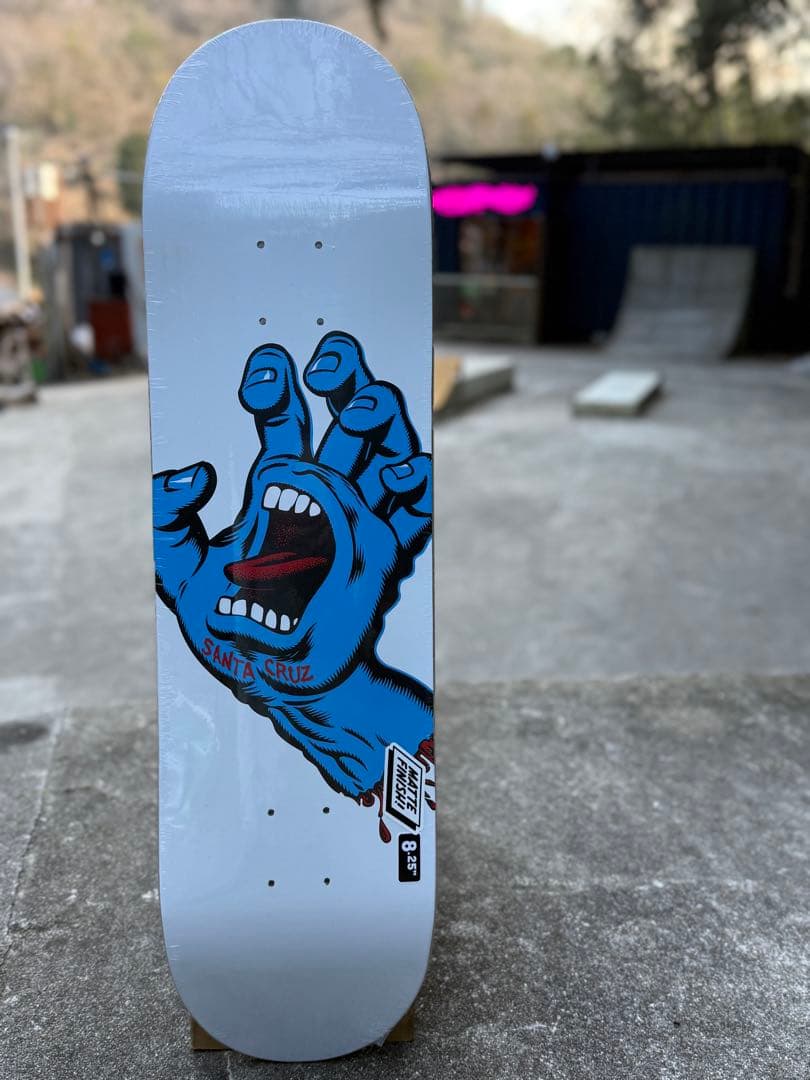SANTA CRUZ スケボーデッキ 8.25 MOBデッキテープ付き