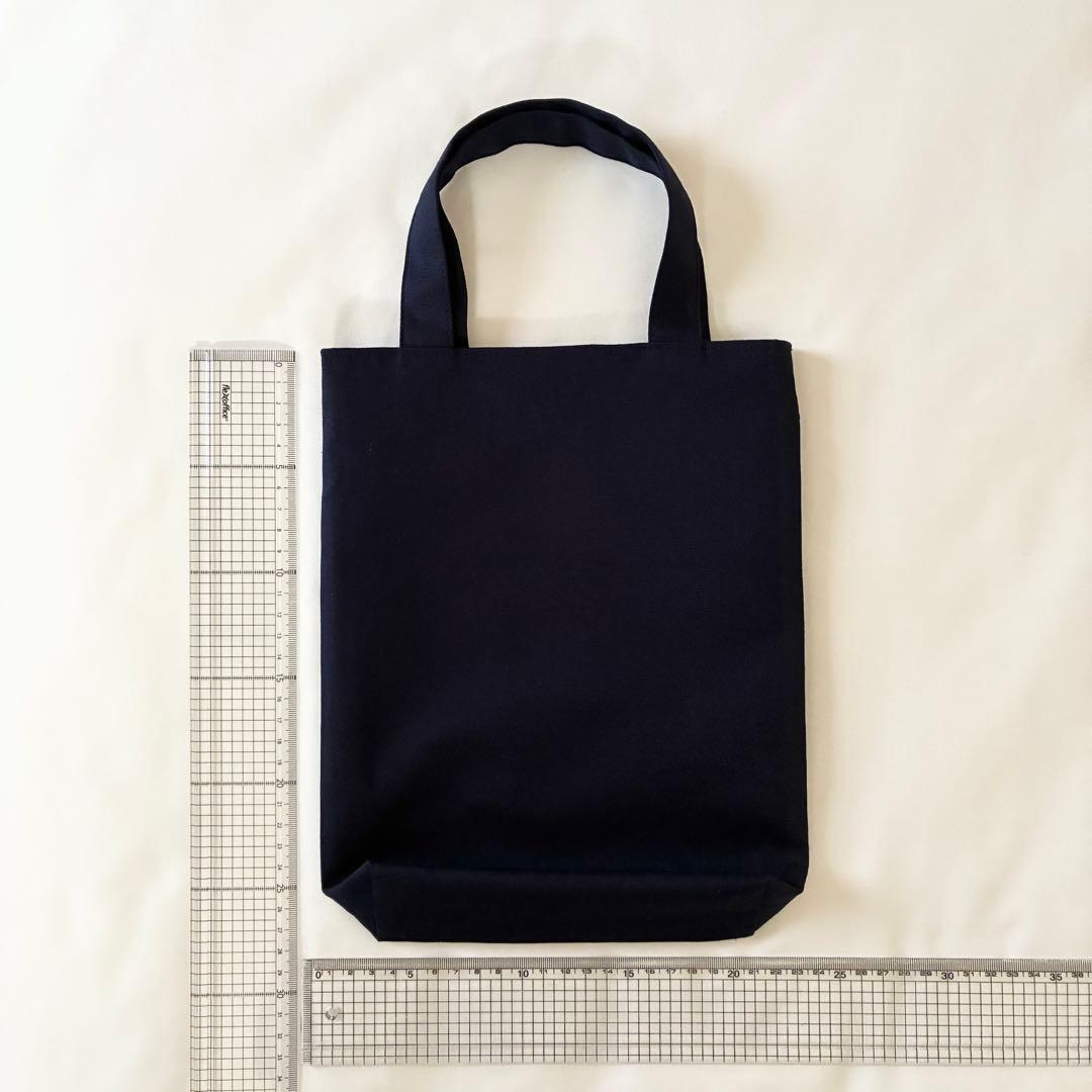 こん　手刺繍　シューズバッグ　サブバッグ　ティッシュケース　【1/2】