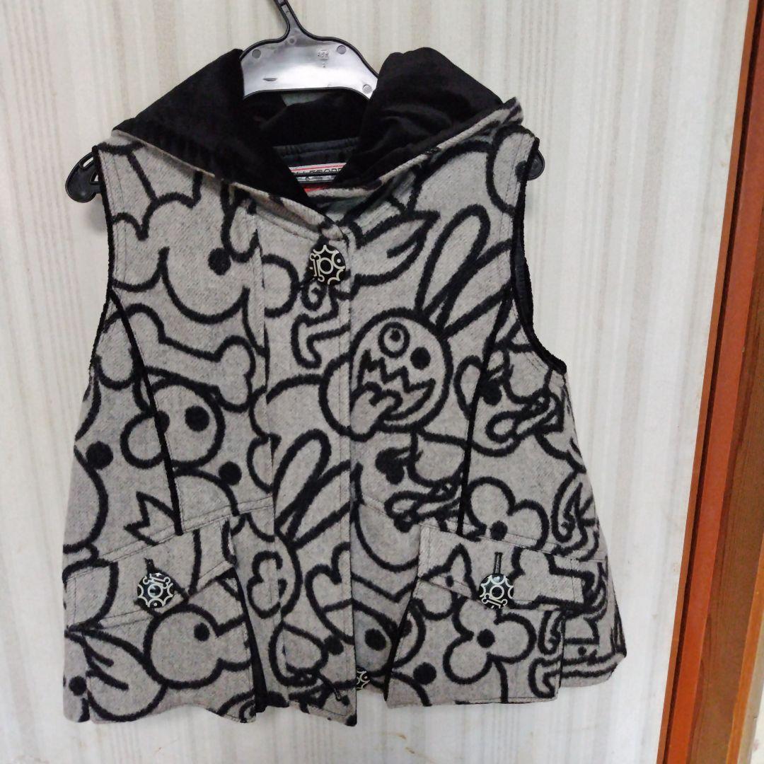 アルベロベロデザイン フード付きベスト