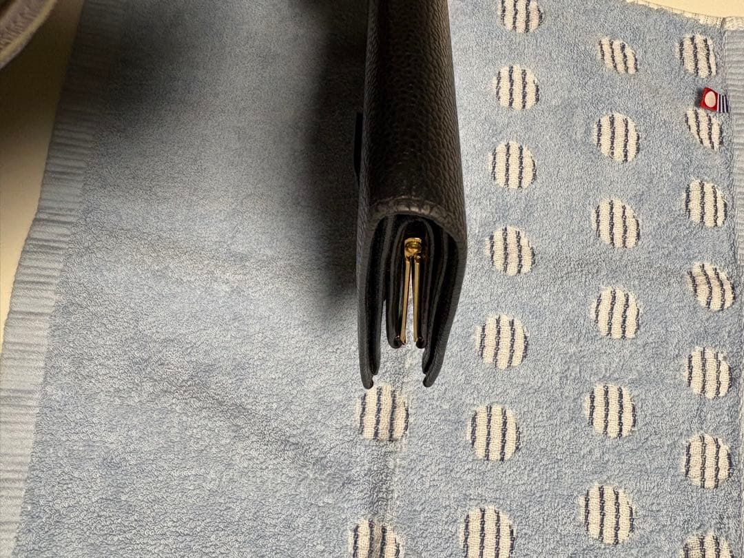 CHANEL がま口　長財布