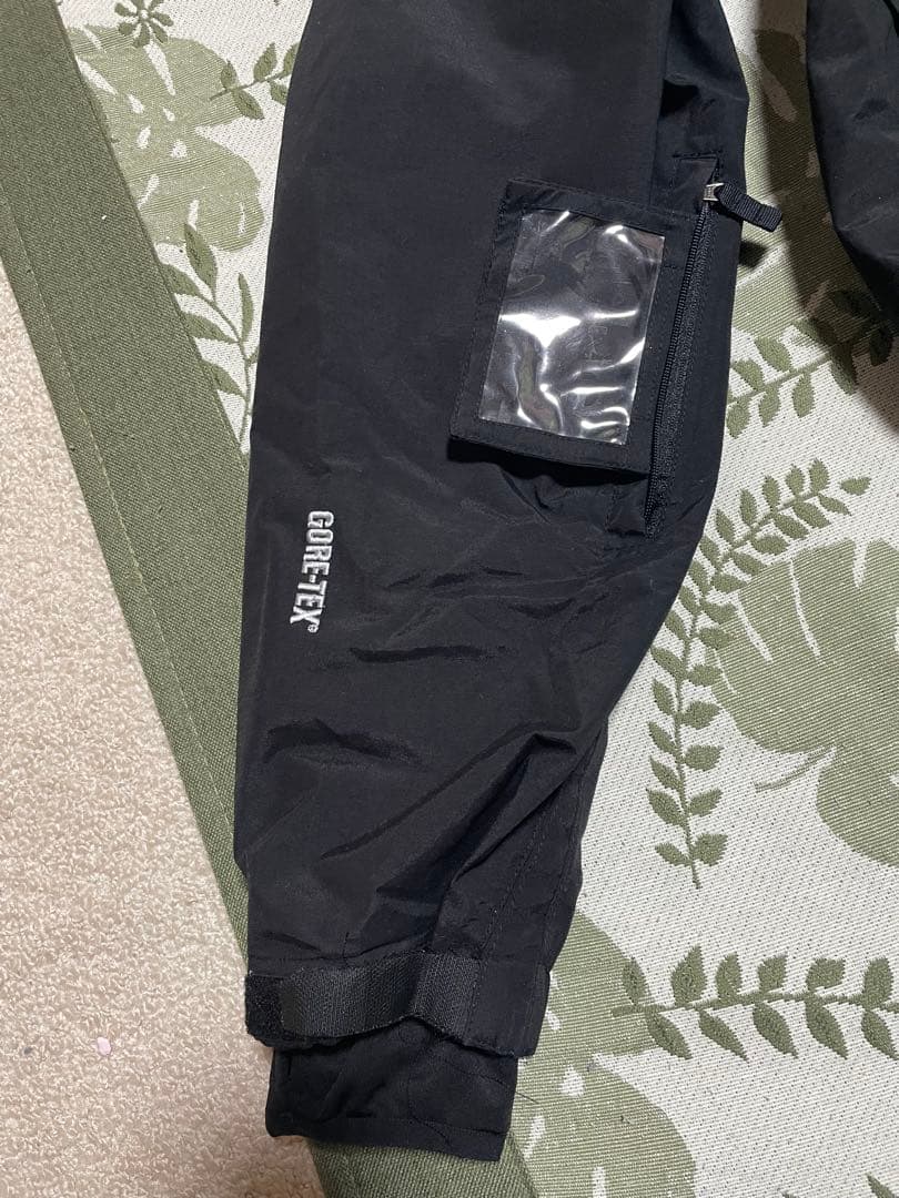 スノーボード　ウェア