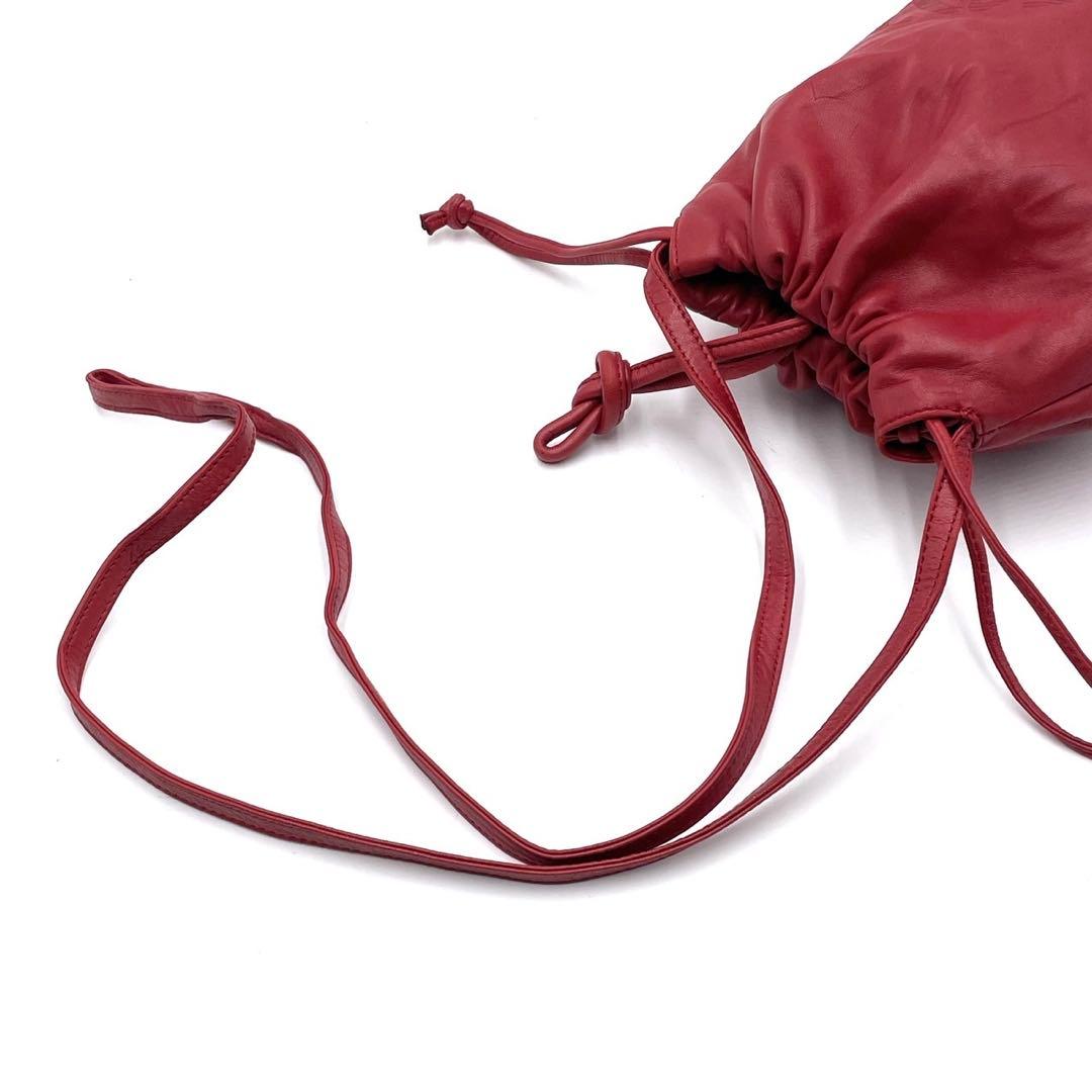 美品● ロエベ ショルダーバッグ 巾着 アナグラム ロゴ レッド レザー