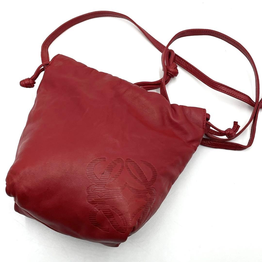 美品● ロエベ ショルダーバッグ 巾着 アナグラム ロゴ レッド レザー