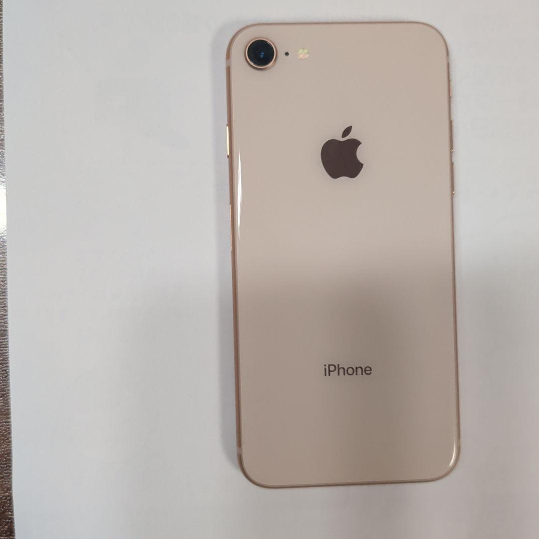 携帯電話本体 iPhon8