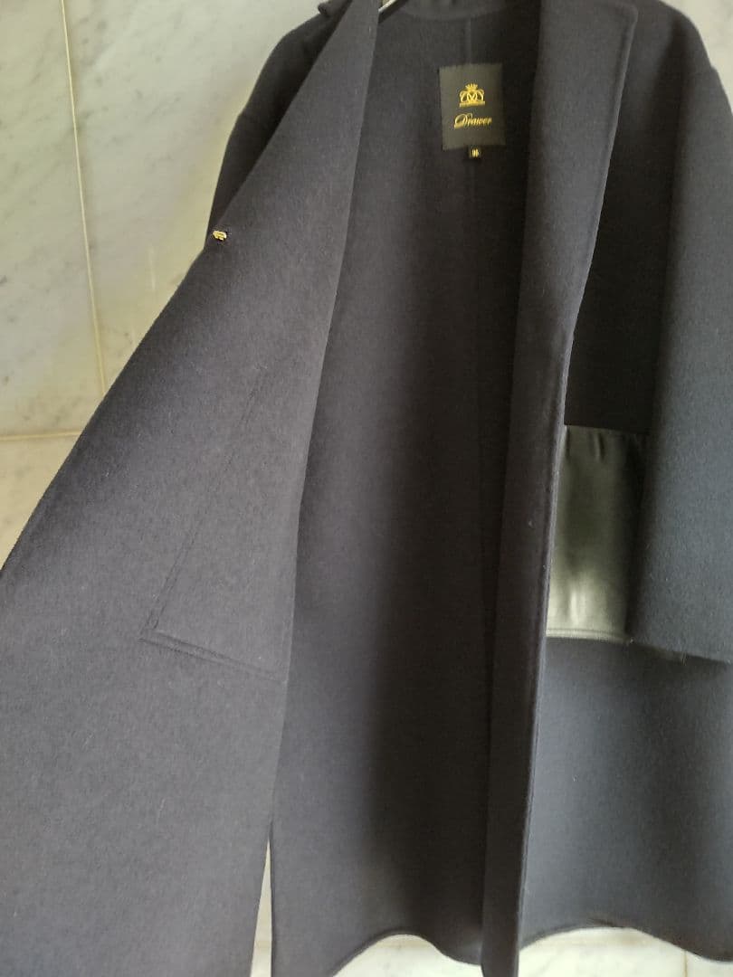 ドゥロワー レザーポケット チェスターコート