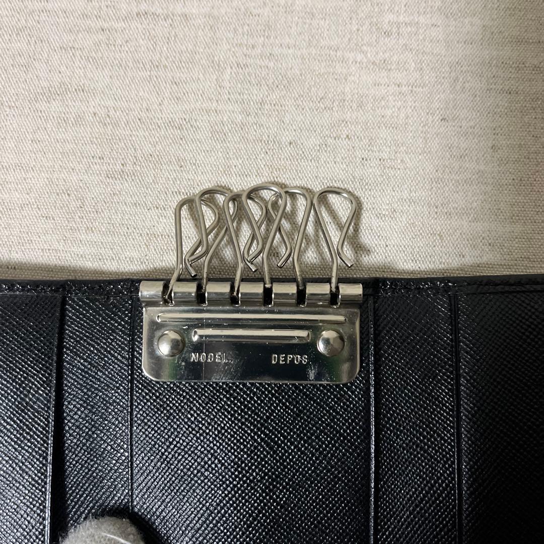 PRADA プラダ　キーケース　ブラック　黒　6連