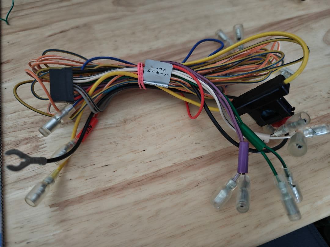 ALPINE DAF9Z ディスプレイオーディオ本体