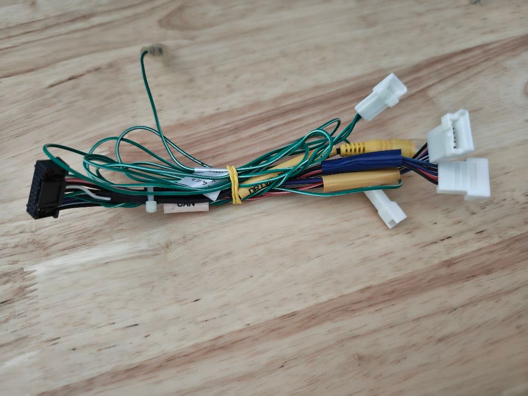 ALPINE DAF9Z ディスプレイオーディオ本体