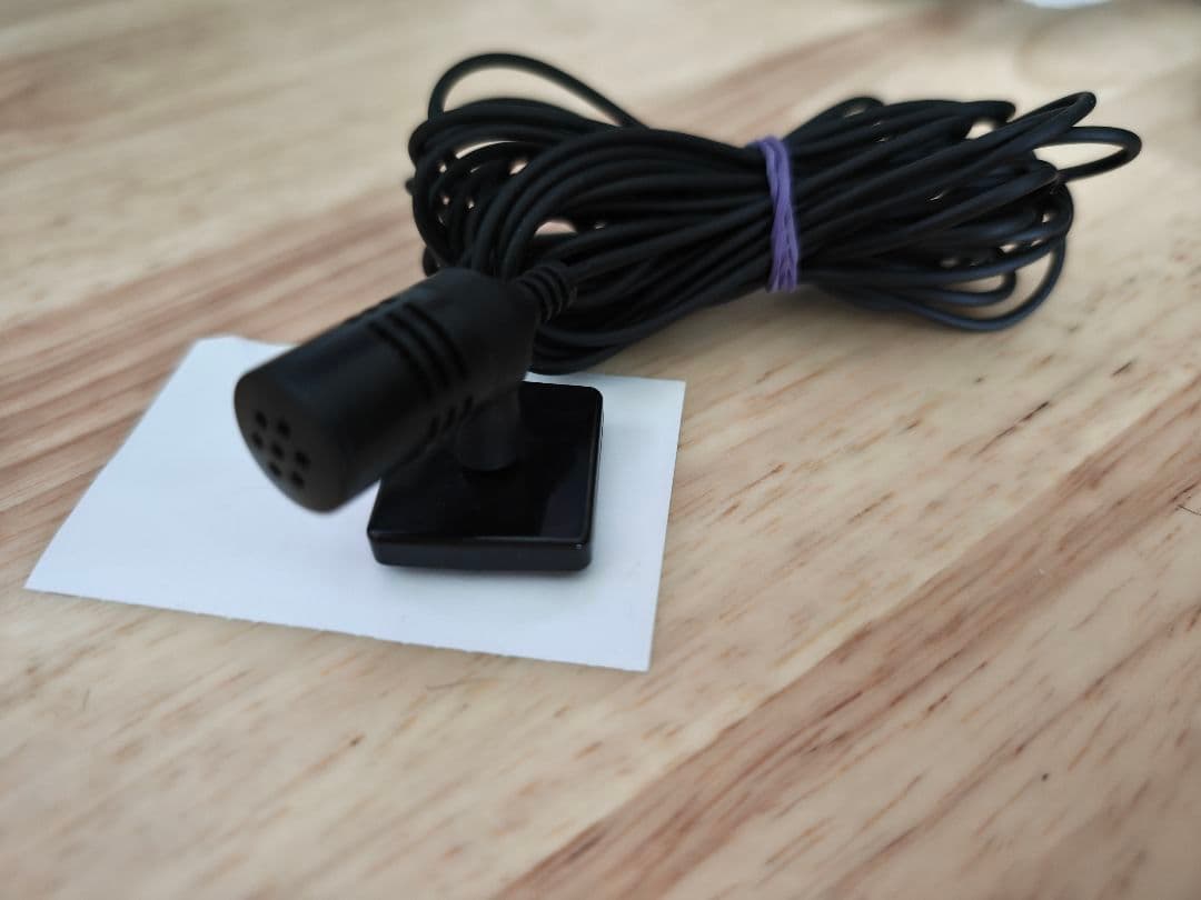 ALPINE DAF9Z ディスプレイオーディオ本体