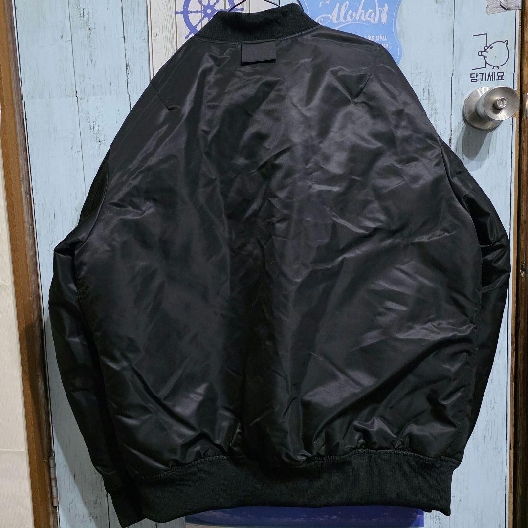 ユニクロ +J ハイブリッドダウンオーバーサイズMA-1 ブラック xl