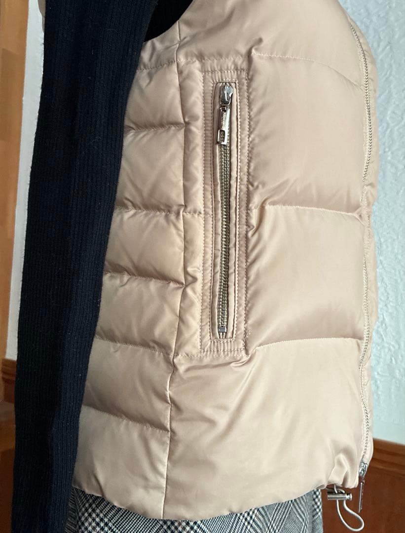 モラビト　MORABITO　BLAN ✨定価13万✨ダウンベスト40 ベージュ