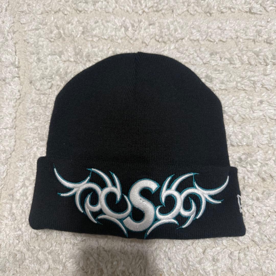Supreme トライバル刺繍 ニット帽 黒
