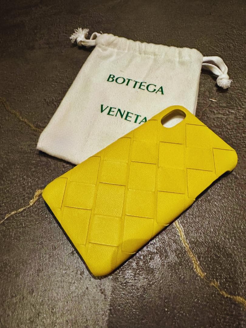 Bottega Veneta イエロー iPhone12 本革 スマホケース