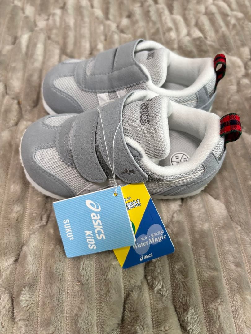 【k182様用】ファミリア&アシックス　14.0cm