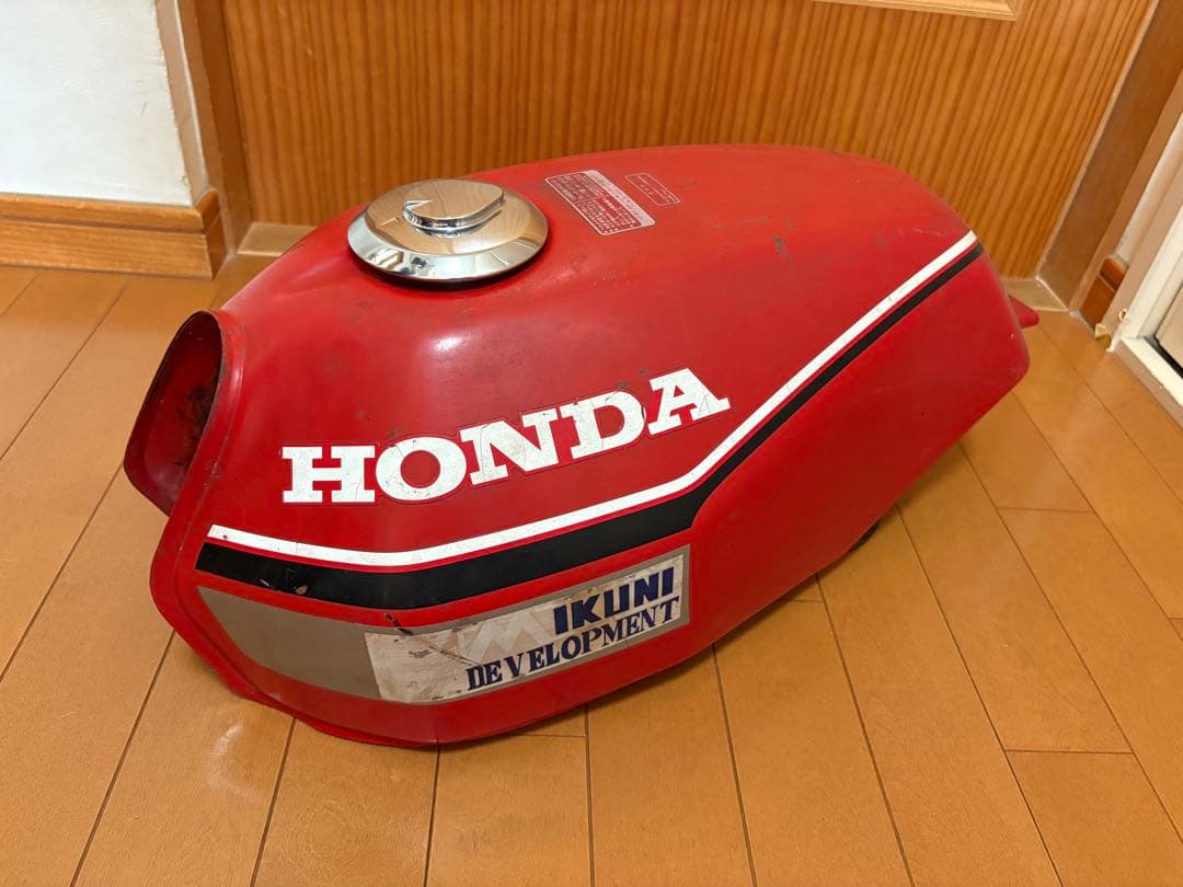 ★ホンダ MBX50 タンク 中古品★