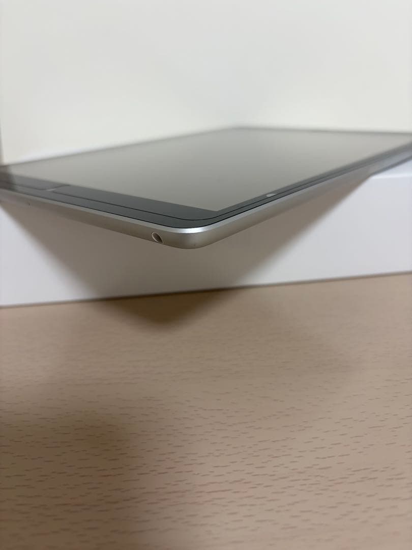 【大容量256GB】iPad 第9世代 Wi-Fi シルバー 付属品完備＋おまけ