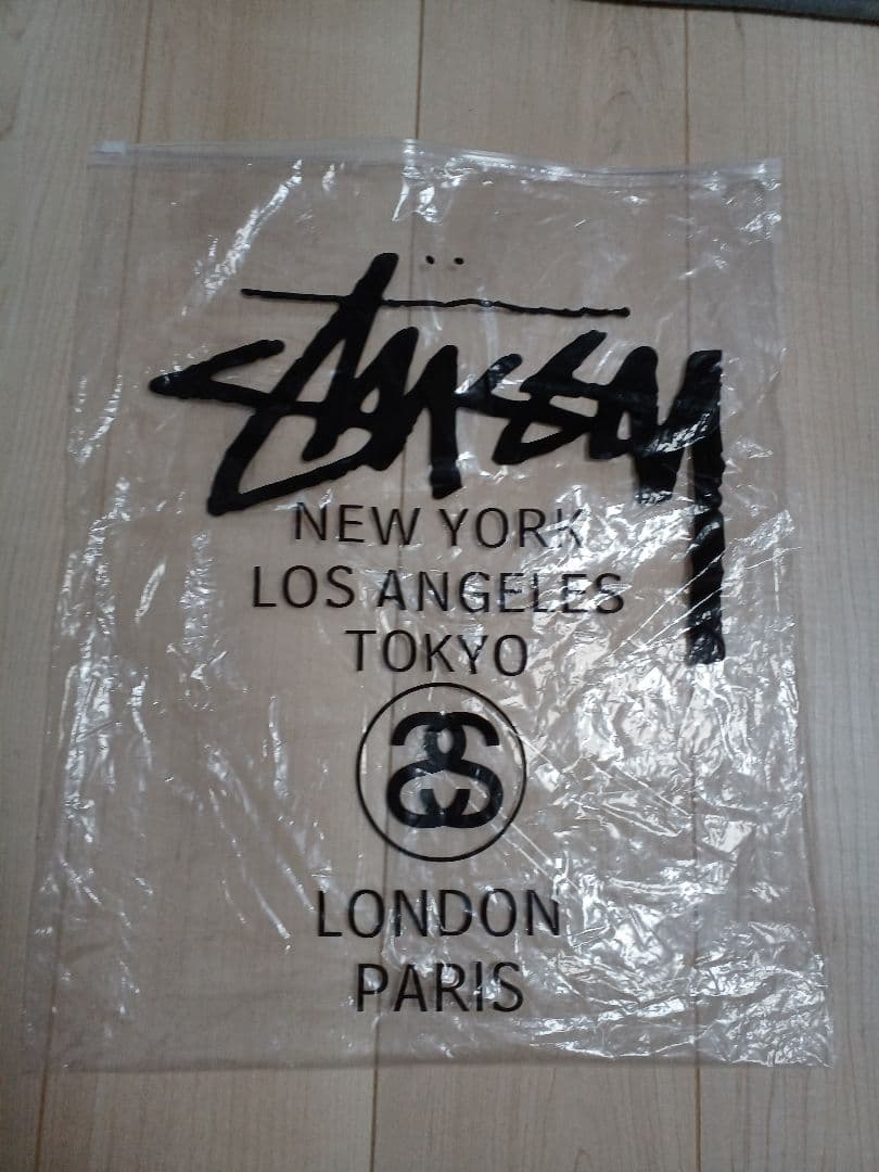 Stussy刺繍ロゴ入り　グリーンフード付パーカーM