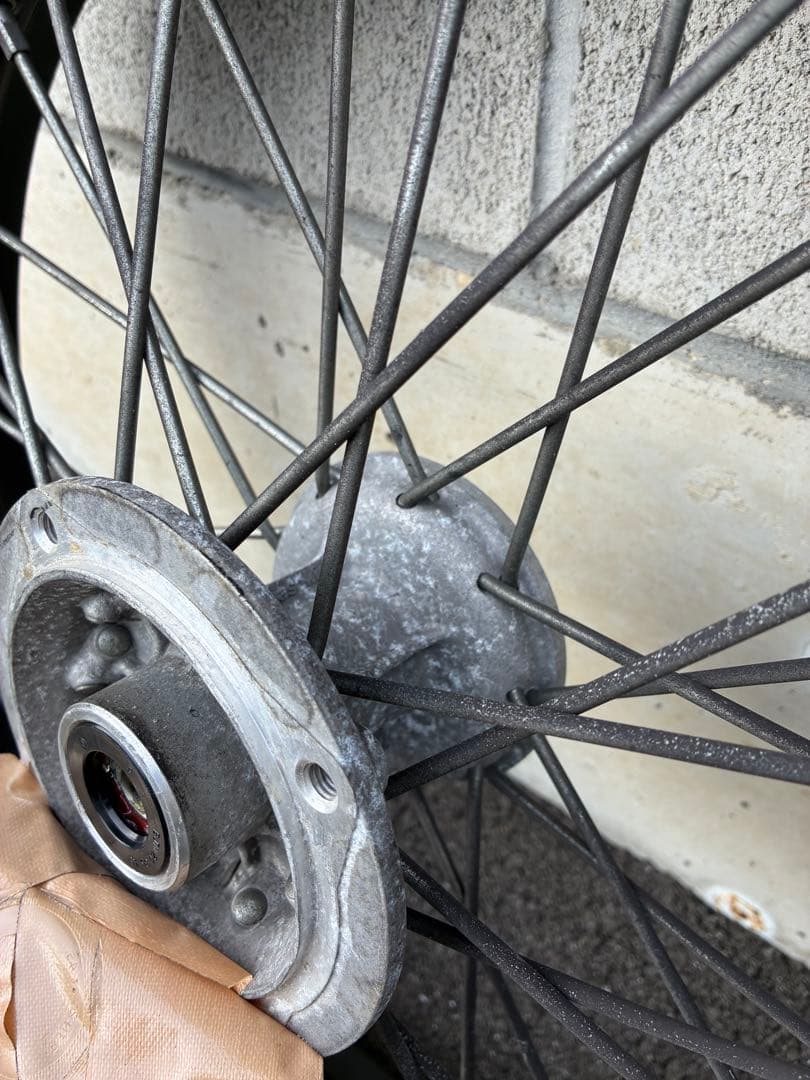 サ*ル様 dトラッカー250 純正ホイール 前後２本