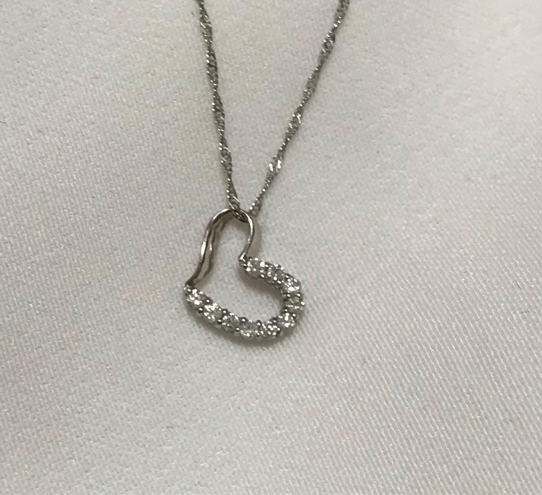 Pt900／Pt850 ダイヤモンドネックレス♡　10石 0.1ct