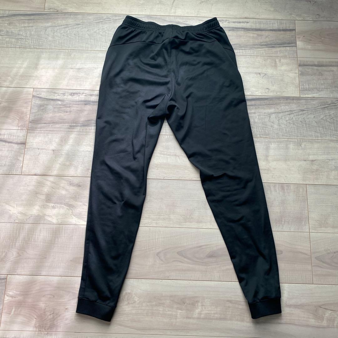 リバプール トレーニングウェア