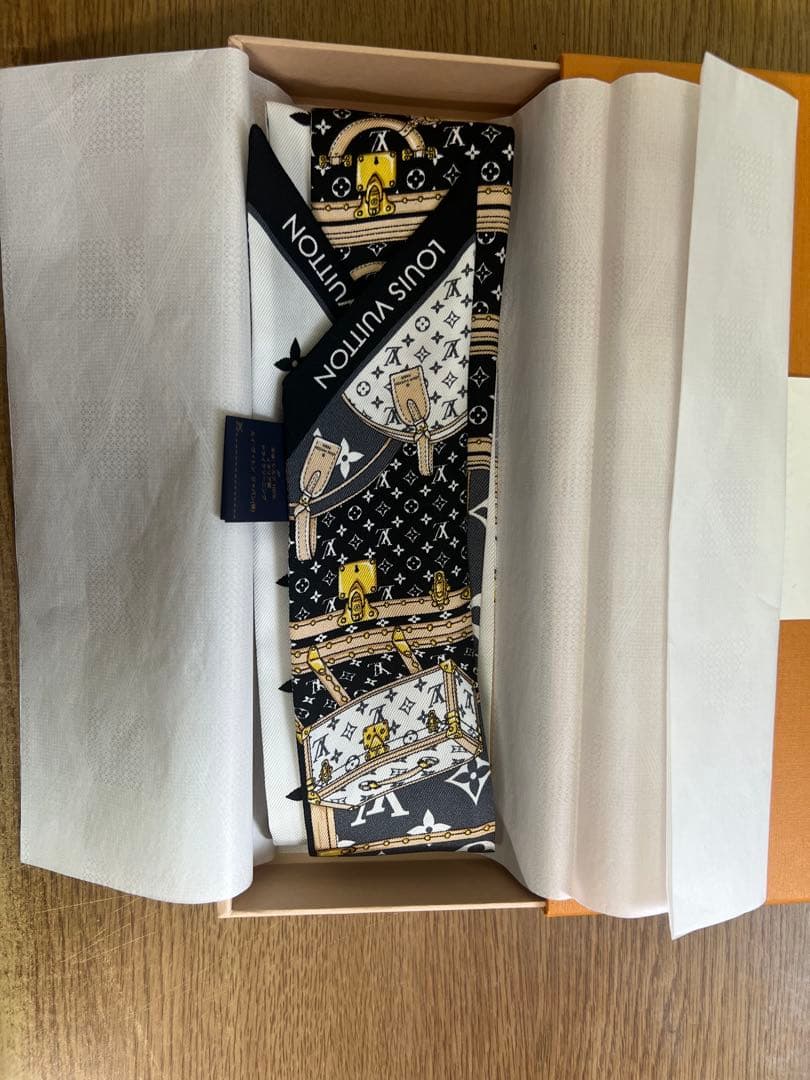 Louis Vuitton プリントマフラー
