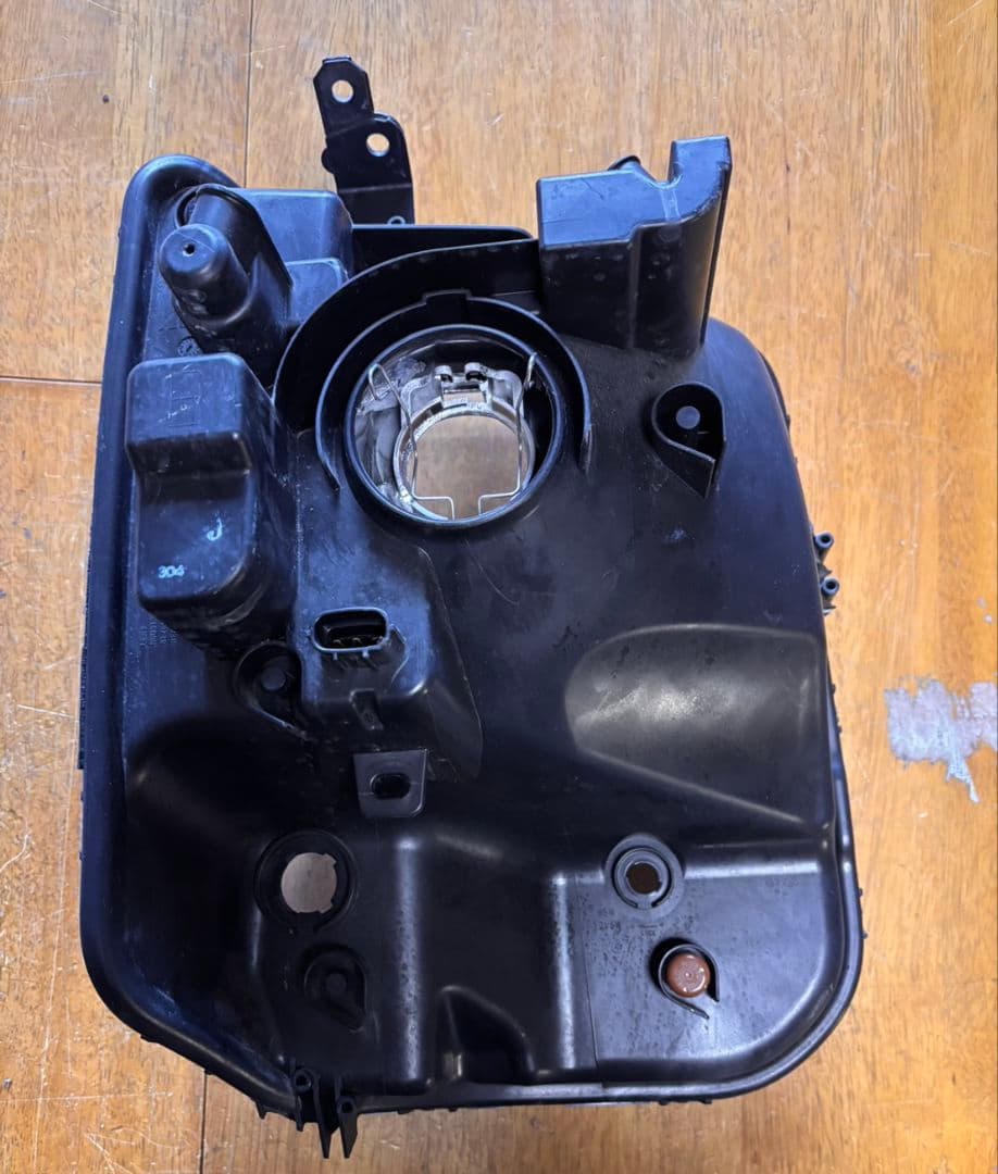 スズキ エブリィ DA17W 純正HIDヘッドライト 左右セット