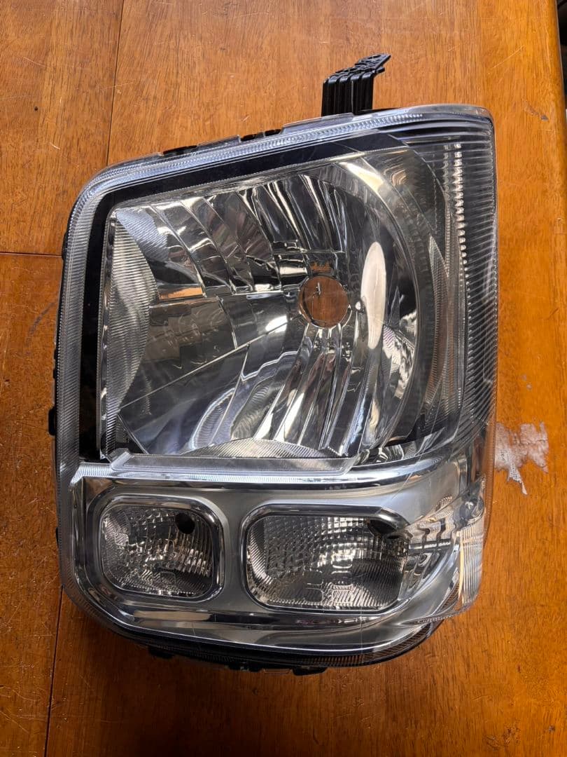 スズキ エブリィ DA17W 純正HIDヘッドライト 左右セット