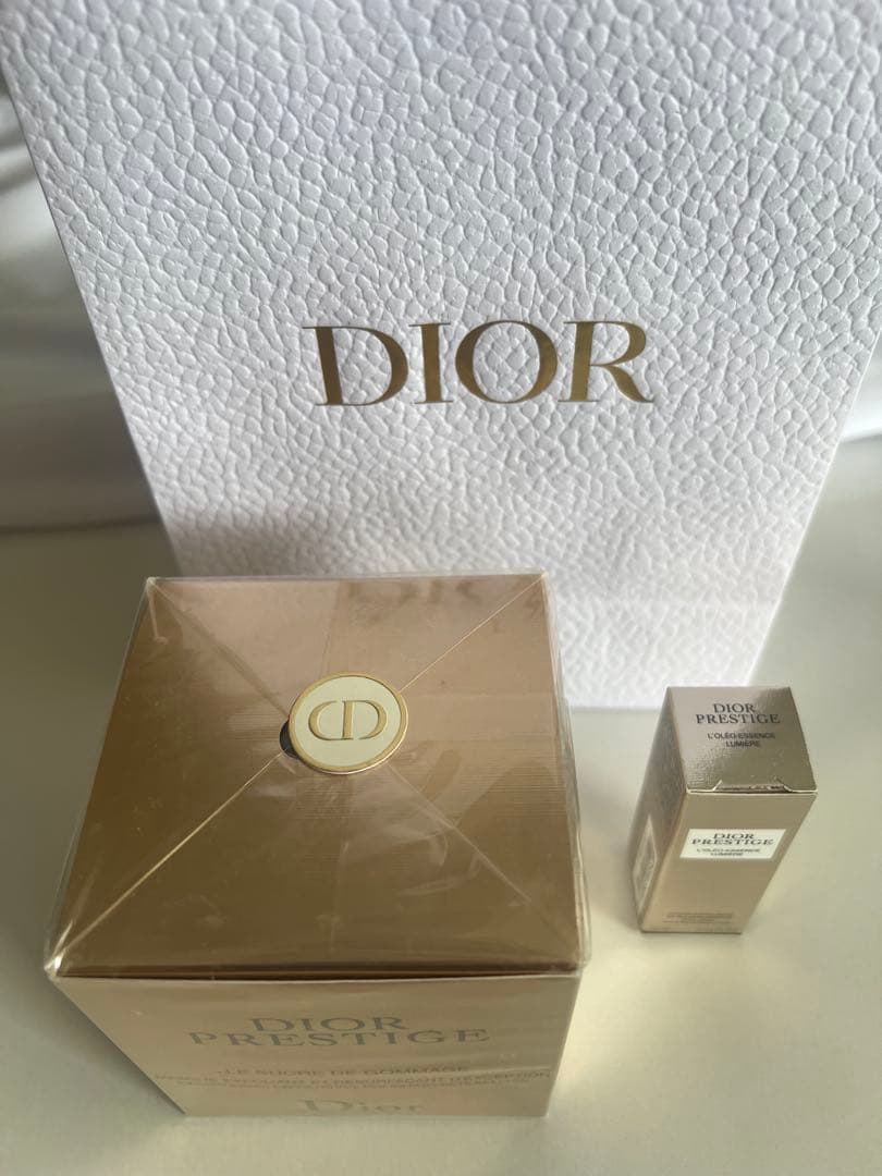 ディオールプレステージラゴマージュ もっちり肌になる人気品￼未開封新品35%オフ