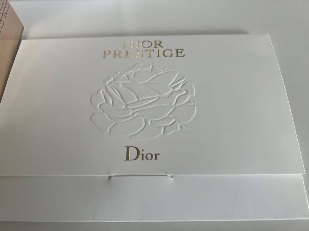 ディオールプレステージラゴマージュ もっちり肌になる人気品￼未開封新品35%オフ